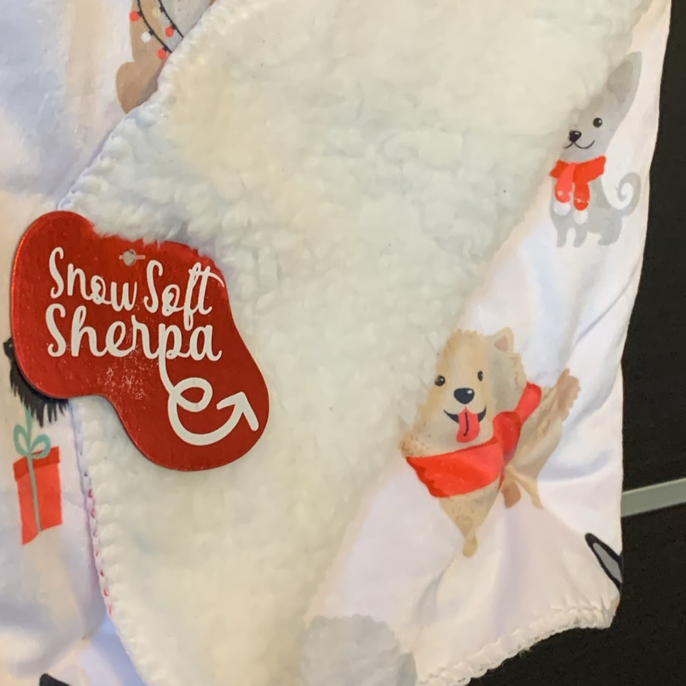 Tiny Mittens Puppy Days of Winter Holiday Reversible Sherpa Baby Blanket - Picture 5 of 10